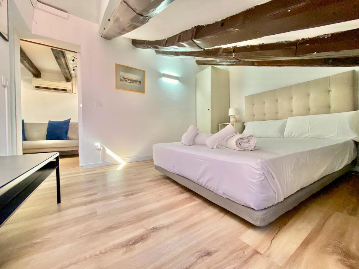 Charming Malasana Attic Madrid
